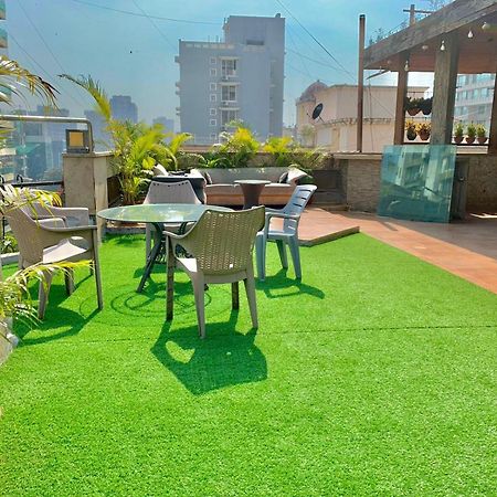 Bandra'S Prime Luxurious 2 Bhk Mumbai Exterior foto